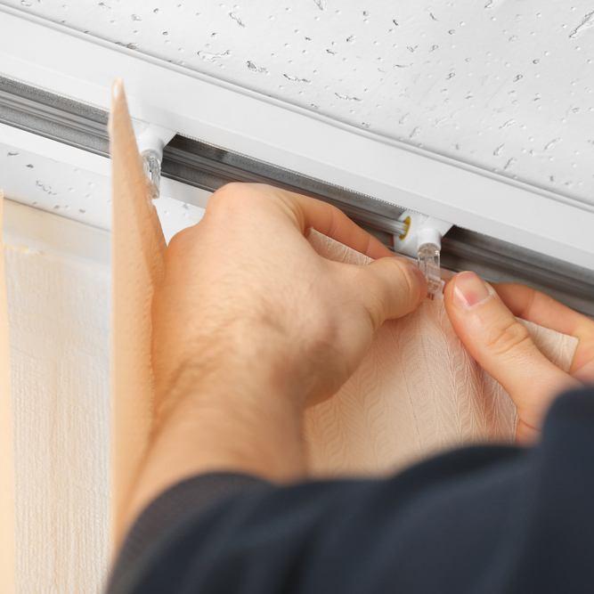 How to repair vertical blinds that keep falling down